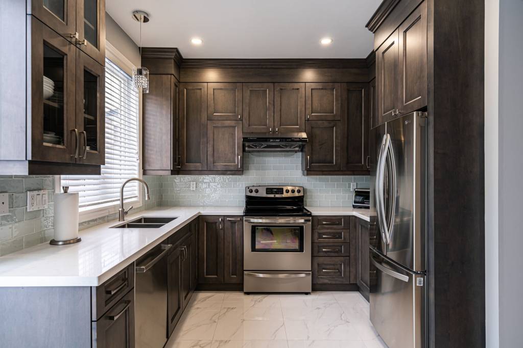 Luxury Kitchen Cabinet Design in Amazing Kitchen Renovation Project Brampton