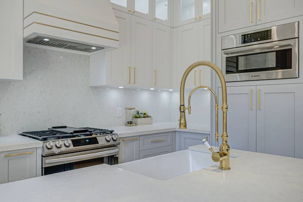 Luxury Golden Faucet in Custom Kitchen Island