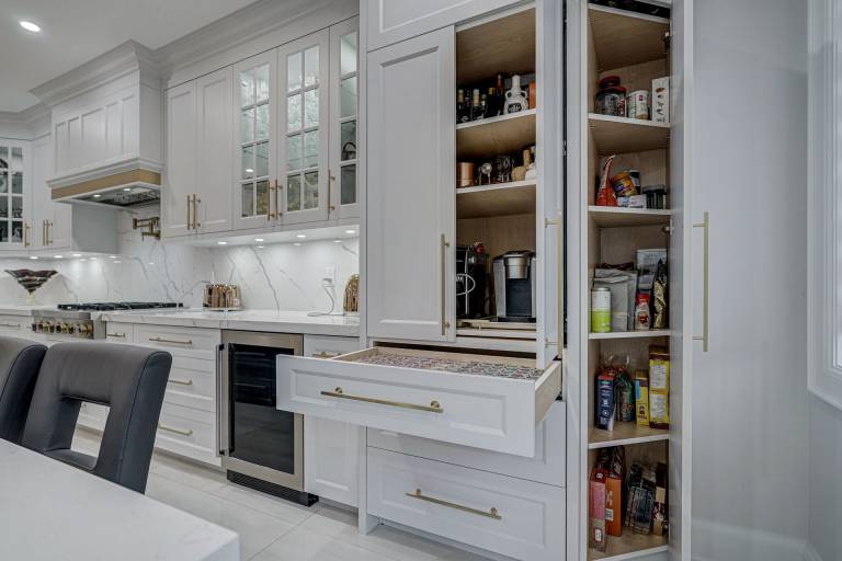 Kitchen Cabinets Richmond Hill - ClearView Kitchens
