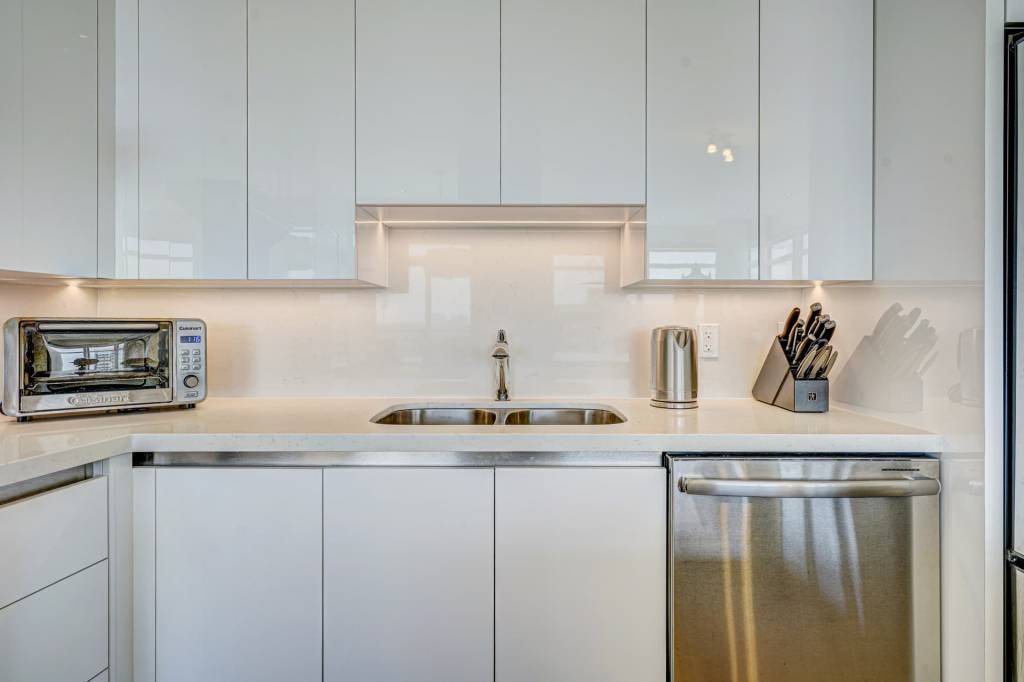 Amazing Kitchen with Backlit Kitchen Cabinets