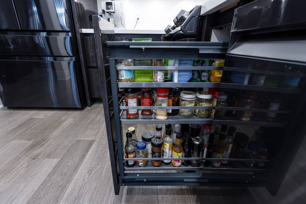 custom-kitchen-spices-rack