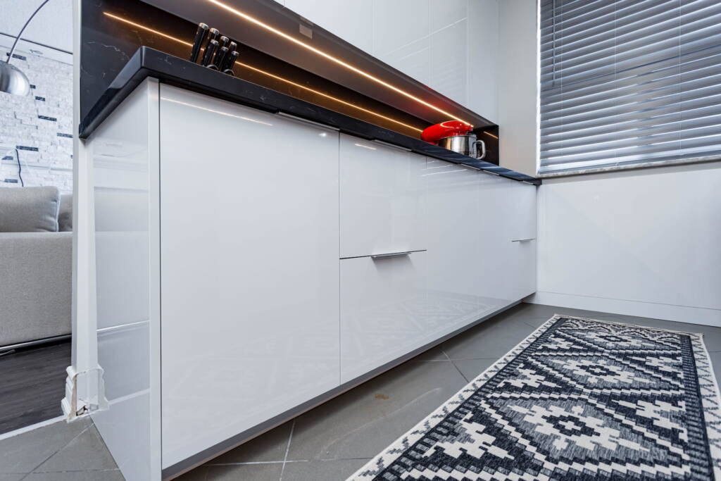 Modern And Stylish Kitchen Cabinets