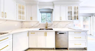 2026 Kitchen Cabinet Trends: Colors, Materials & Modern Styles Guide